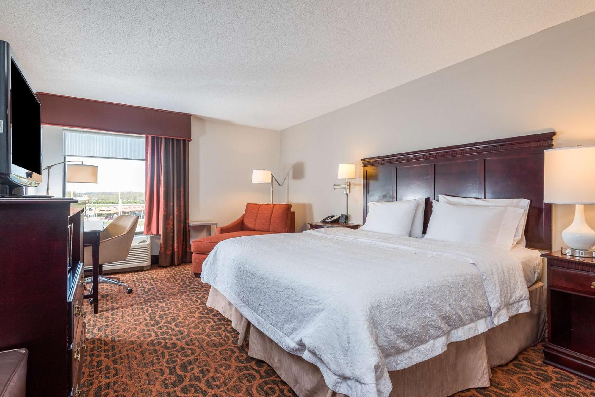 Hampton Inn Parkersburg/Mineral Wells Exterior foto